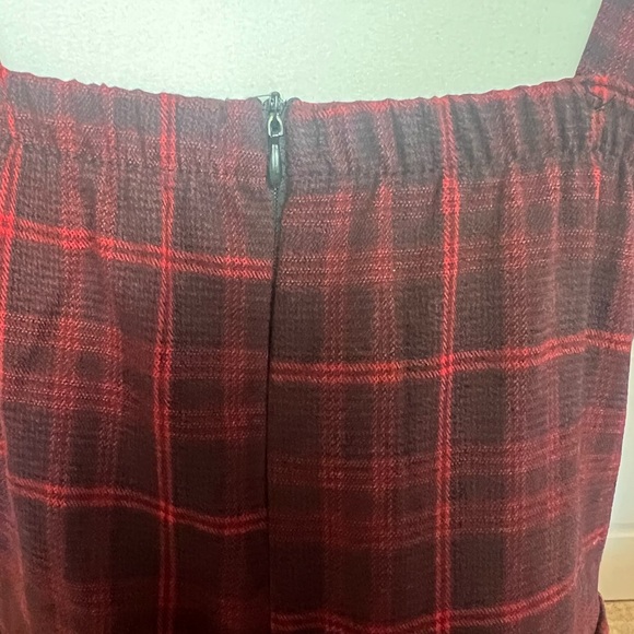Red and black plaid heart front punk dress with buckle straps - Picture 9 of 12